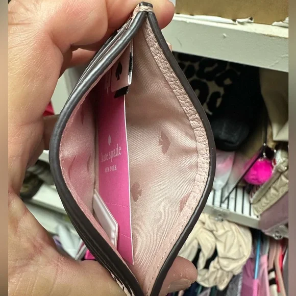 Authentic Kate Spade card holder NWT - Picture 3 of 3